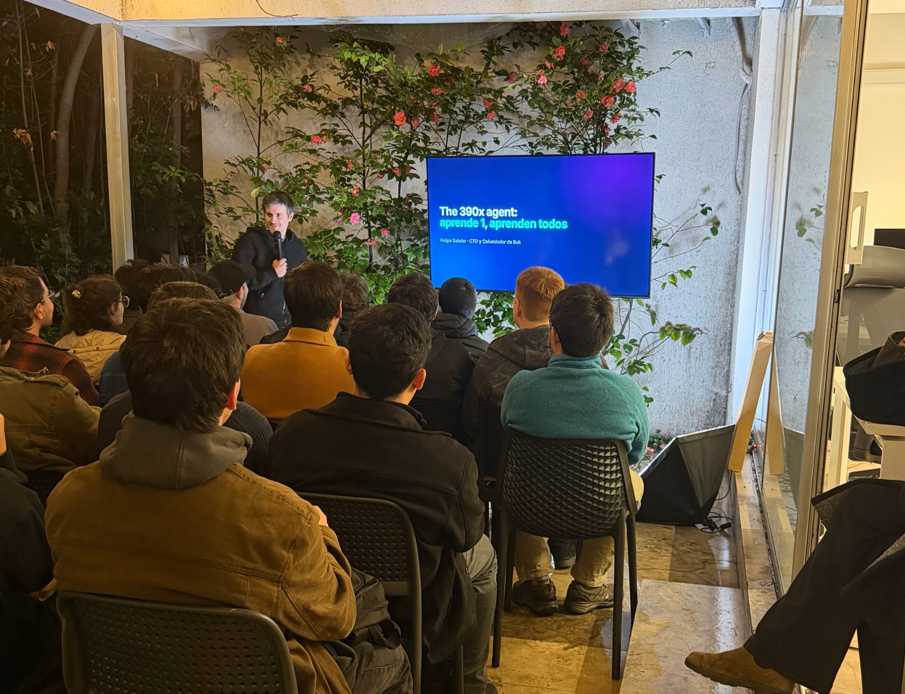 Presentación durante AI Native Startups en Platanus